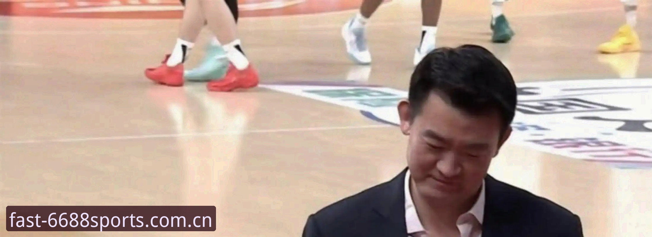上海男篮G4晋级战技术拆解：替补深度与体能管理详解